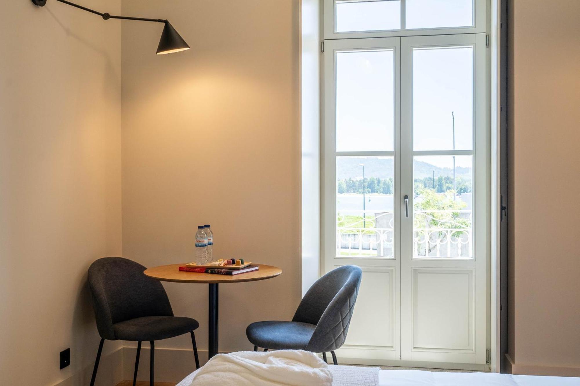 Gigantones Guesthouse Viana do Castelo Exteriör bild